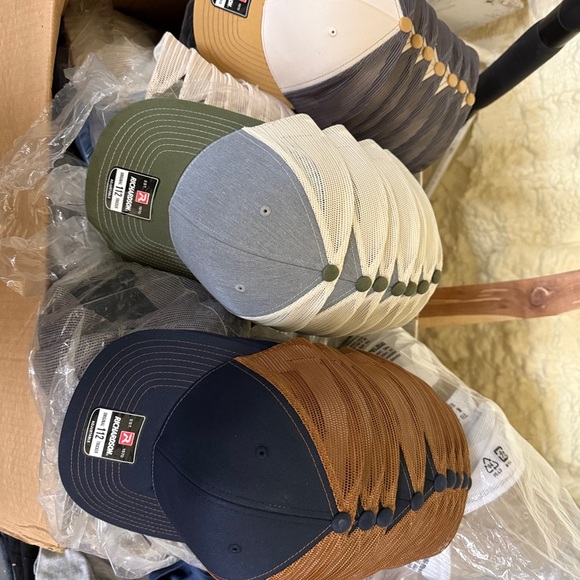 NWT RICHARDSON 112 Trucker Navy and Caramel Trucker Hat - Blank - Dozen (Qty 12) - Picture 2 of 3